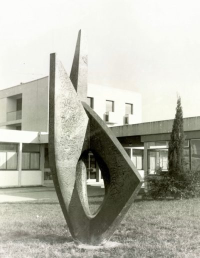 Sculpture, bronze, 1964, Lycée Joliot Curie