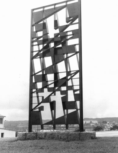 Signal/Grille, metal, 1964, Collège d’Enseignement Technique, Pontivy