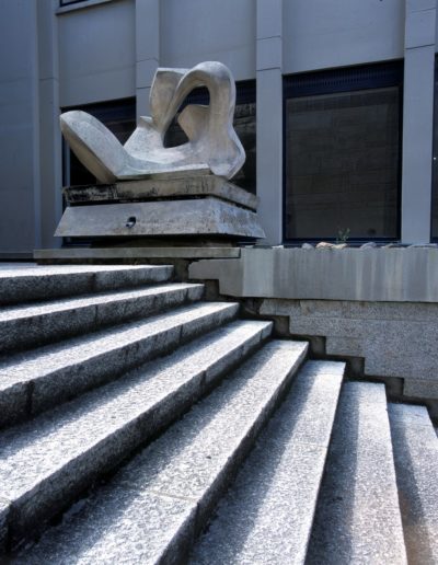 Stylised fish, white stone, 1960, water feature, Faculté de Droit