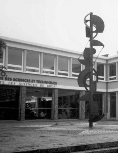 Signal, metal, 1966, Faculté des Sciences, Brest